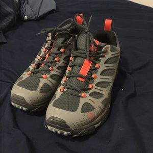 Hiking shoes